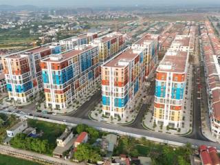 Chính chủ cần bán căn 2br tầng cao thiết kế được 4 phòng ngủ tại phân khu art sun urban