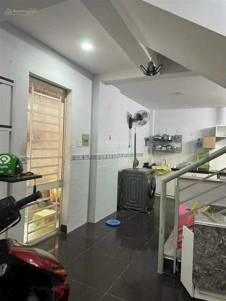 Hẻm lớn vạn kiếp phan xích long ngang 4m dài 10m 2 lầu 3pn bán nhỉnh 6 tỷ