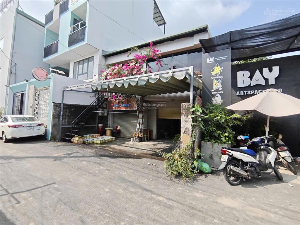 Đất xây hầm 6 tầng ngang 9m dài 18m ngay mặt tiền trần não quận 2 bán nhanh giá đầu tư