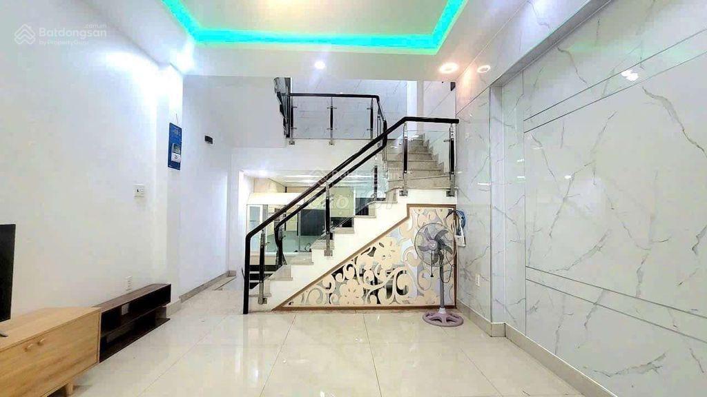 Nhà mặt tiền ngay lê văn thịnh ngang 4m dài 19m 4 tầng kinh doanh sầm uất gần 10 tỷ