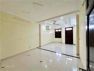 Cho thuê nhà mặt tiền cao đức lân  bùi tá hán ngang 4.5m dài 20m 4 tầng làm vp  kinh doanh 35tr