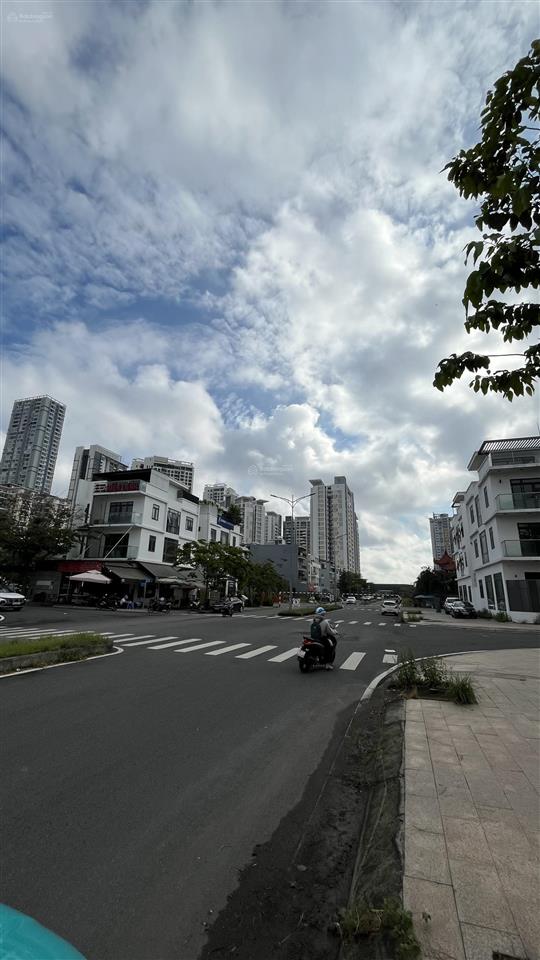 Nhà đẹp tiện kinh doanh, ở ngang 7m dài 23m vũ tông phan nguyễn hoàng chỉ 37 tỷ