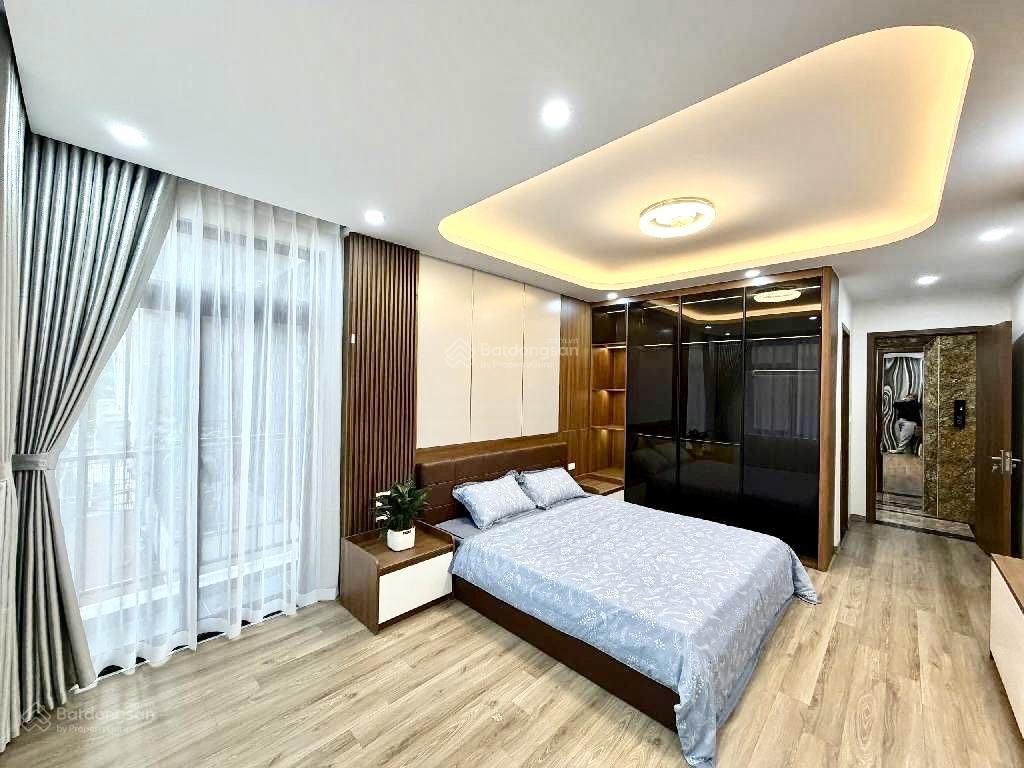 Chính chủ bán nhà phố xã đàn, xây mới 6 tầng thang máy, ô tô đỗ cửa, tặng ful nội thất hơn 11 tỷ.