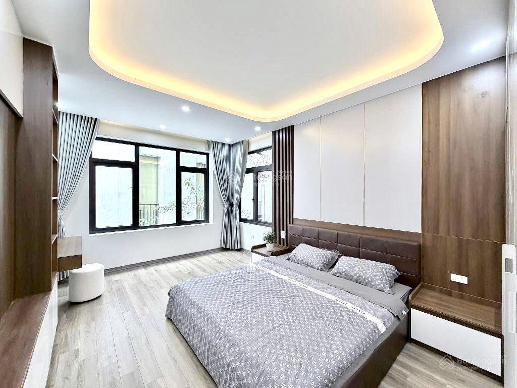 Chính chủ bán nhà phố xã đàn, xây mới 6 tầng thang máy, ô tô đỗ cửa, tặng ful nội thất hơn 11 tỷ.