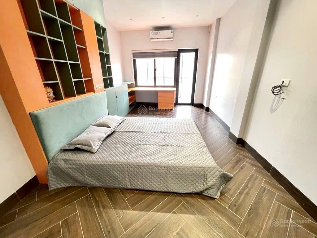 Bán nhà quận đống đa hà nội 80m2 5tầng full nội thất, ngõ rộng thoáng trước sau, ở sướng chỉ 10tỷ