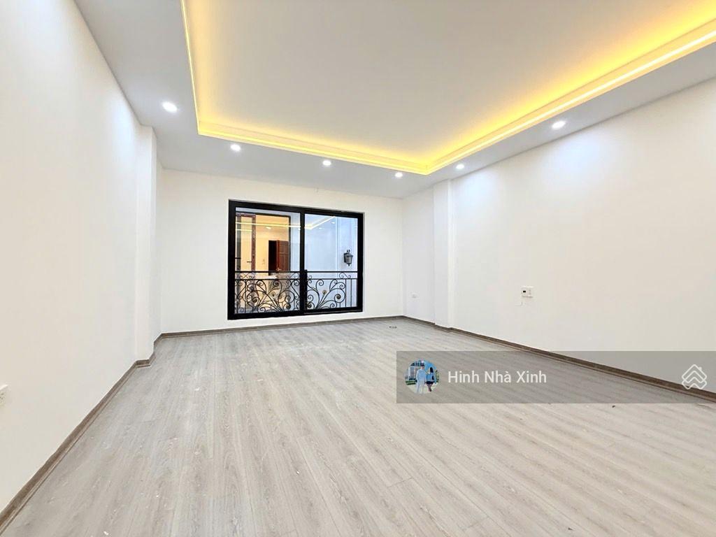 Chính chủ bán nhà tại ngã 6 ô chợ dừa đống đa, xây mới 7 tầng thang máy, ngõ thông gần phố chỉ 12ty