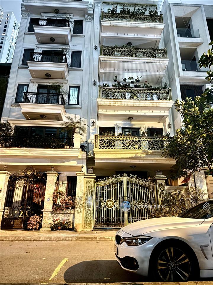 Bán biệt thự 6 tầng thang máy royal city, thông sàn vỉa hè rộng kinh doanh, khu vực ở cưc sướng