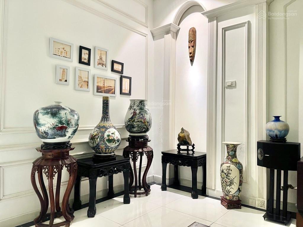 Bán nhà thái hà, đống đa ô tô đỗ cửa 13 tỷ  65m2, 4p ngủ, tặng nội thất, giá tốt khu vực.