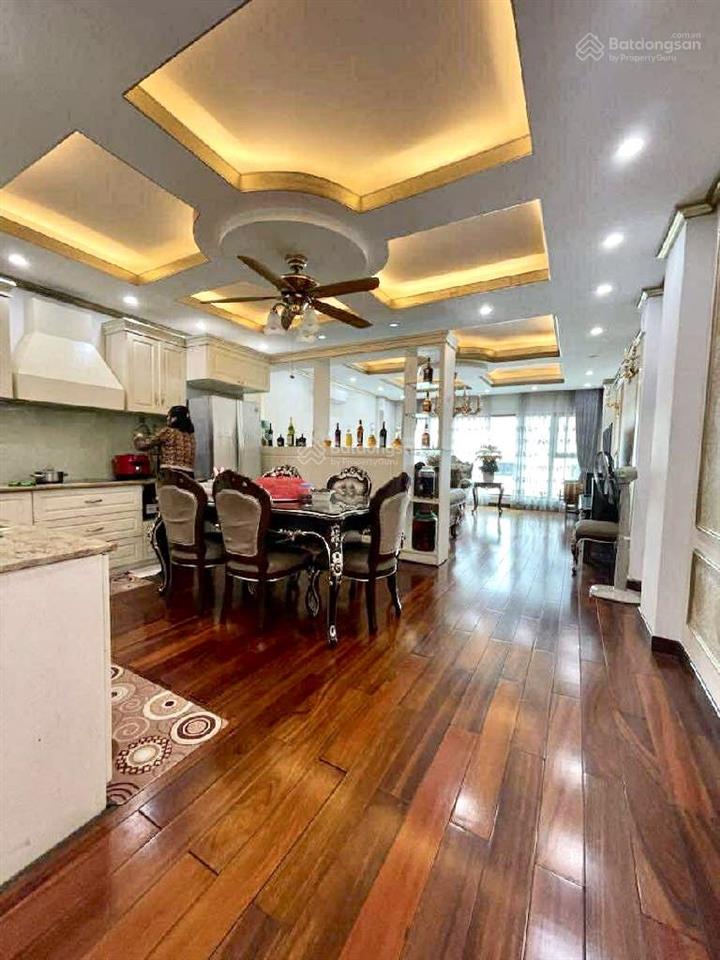 Chính chủ bán nhà trường chinh 8tầng thang máy vừa ở vừa vừa kdoanh , gara ô tô, có pccc chỉ hơn 30