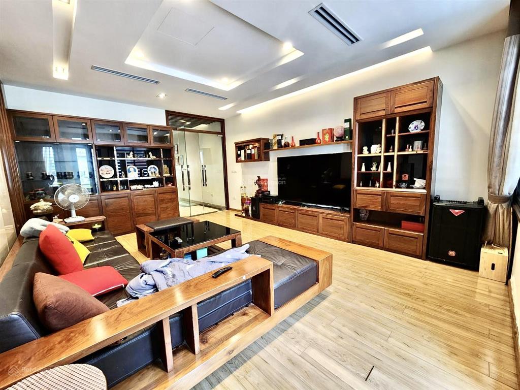 Bán gấp nhà hào nam đống đa 105m2 7tầng thang máy ô tô tránh thông kinh doanh giá chỉ hơn 30 tỷ