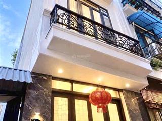 Chính chủ cần bán gấp nhà thái thịnh đống đa 41m2 5 tầng tự tay xây tâm huyết, còn mới đẹp chỉ 8tỷ.