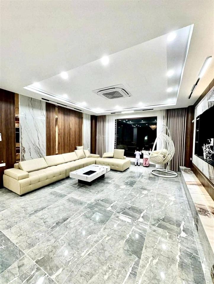 Bán nhà tây sơn ngã tư thái hà chùa bộc, 48m  6 tầng thang máy tặng nội thất, cách ô tô 15m 11 tỷ.