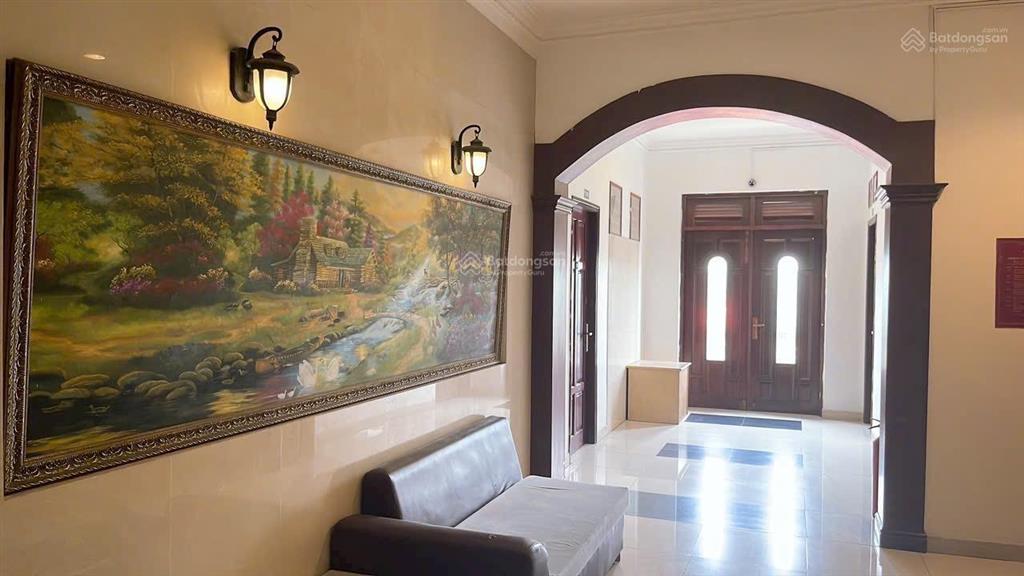 Chính chủ cần bán khách sạn hoà phát quận thủ đức. 6 tầng 525m2. giá thương lượng tốt