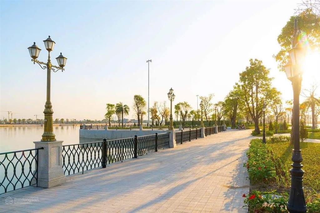 Chủ bán gấp liền kề 63m² thiên nga  giá 19 tỷ vị trí gần công viên