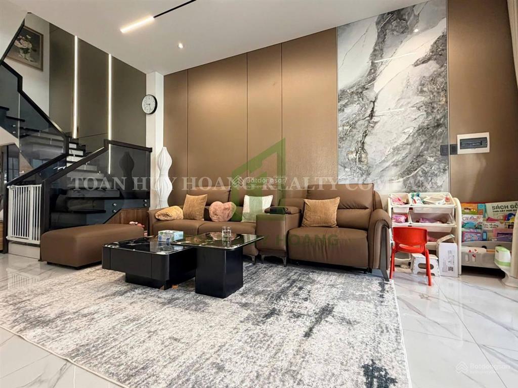 Chào bán nhà phố 4 phòng ngủ nội thất cao cấp ở euro village  làng châu âu