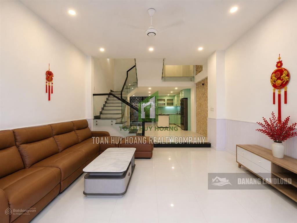 Nhà 4 phòng ngủ nội thất đẹp ở euro village