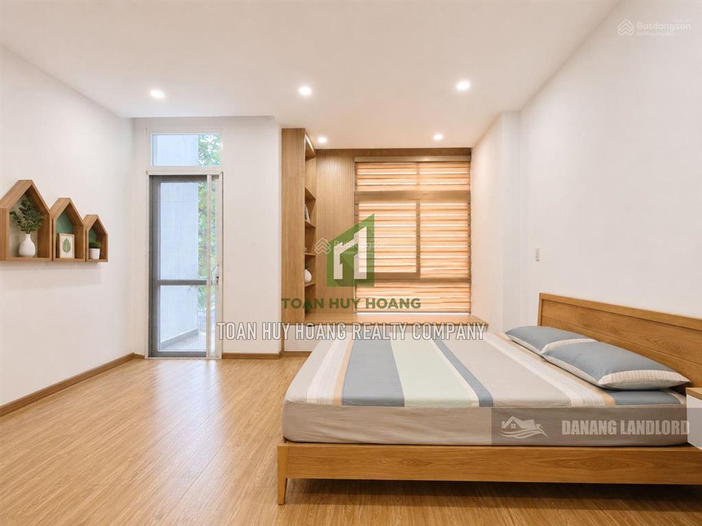 Nhà 4 phòng ngủ nội thất đẹp ở euro village