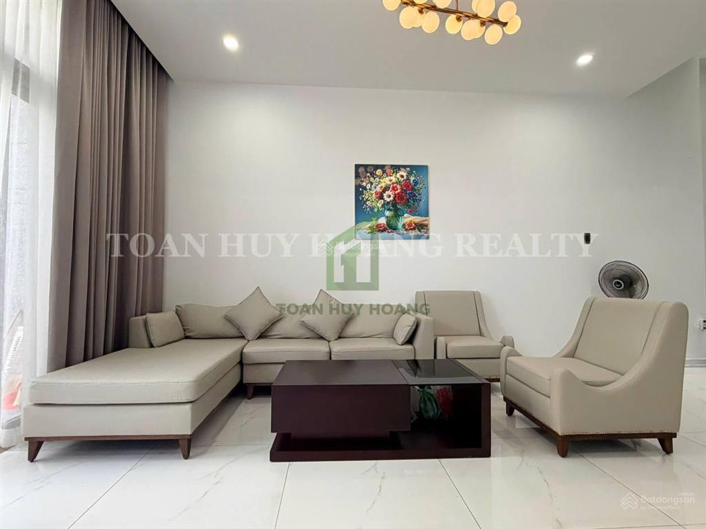 Cho thuê nhà 3 phòng ngủ ấm cúng ở nam việt á