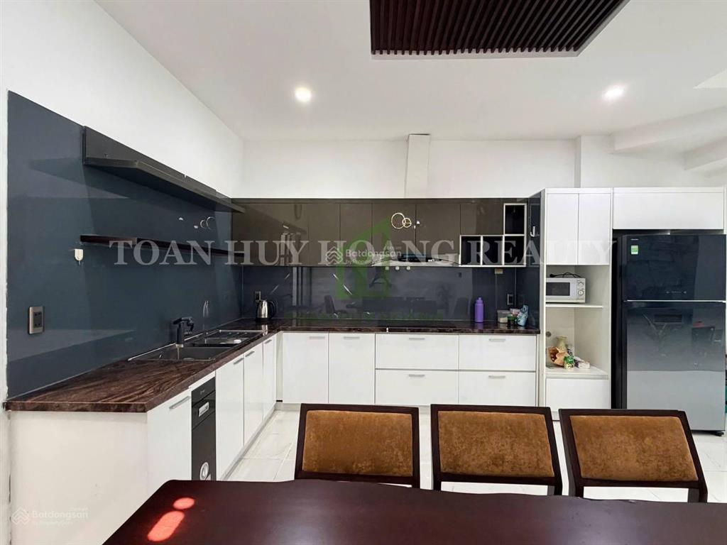 Cho thuê nhà 3 phòng ngủ ấm cúng ở nam việt á