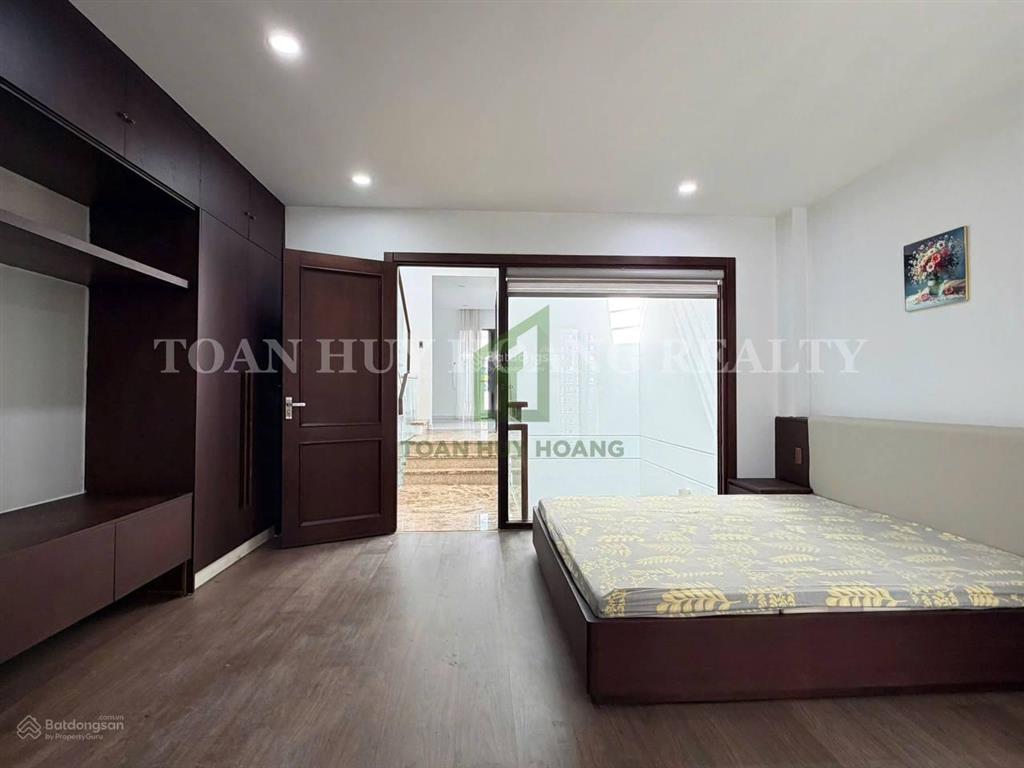 Cho thuê nhà 3 phòng ngủ ấm cúng ở nam việt á