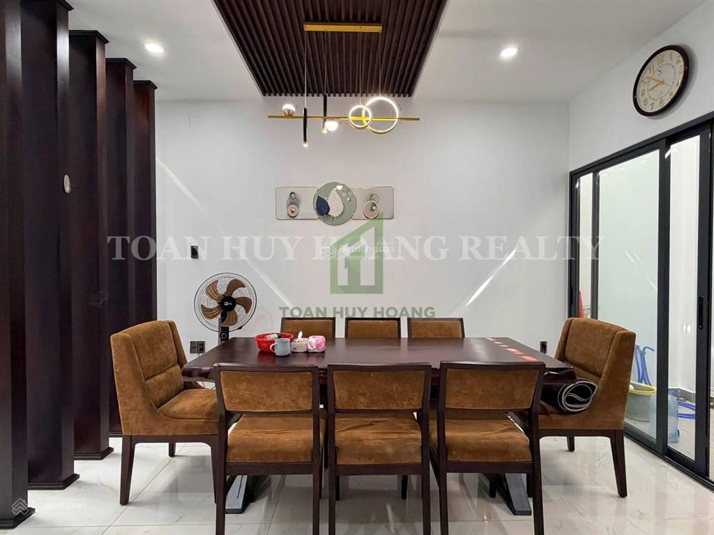 Cho thuê nhà 3 phòng ngủ ấm cúng ở nam việt á