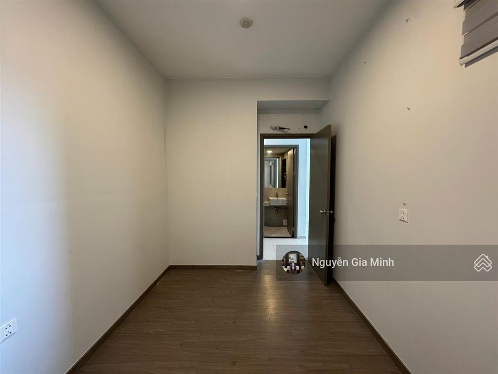 Cần chuyển nhượng gấp 2pn 2wc giá chỉ 2,69tỷ  59m2 view siêu thoáng ở chung cư westgate an gia