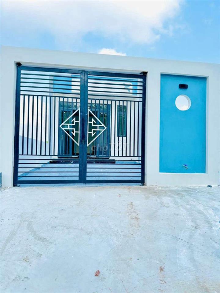 bán nhà sổ riêng, 5x30, đường 12m, gần kcn, giá trọn sổ 480