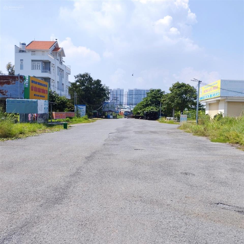 Cần bán nhanh nền đất sở văn hoá, đường bưng ông thoàn  liên phường, quận 9 đa dạng dt 90  240m2