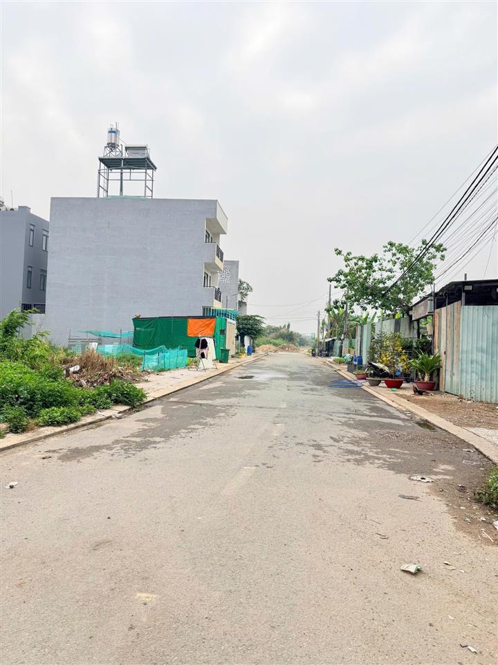 Giá tốt đất nền vạn phát đạt, đường bưng ông thoàn, gần cầu ông bồn, phường long trường, tphcm