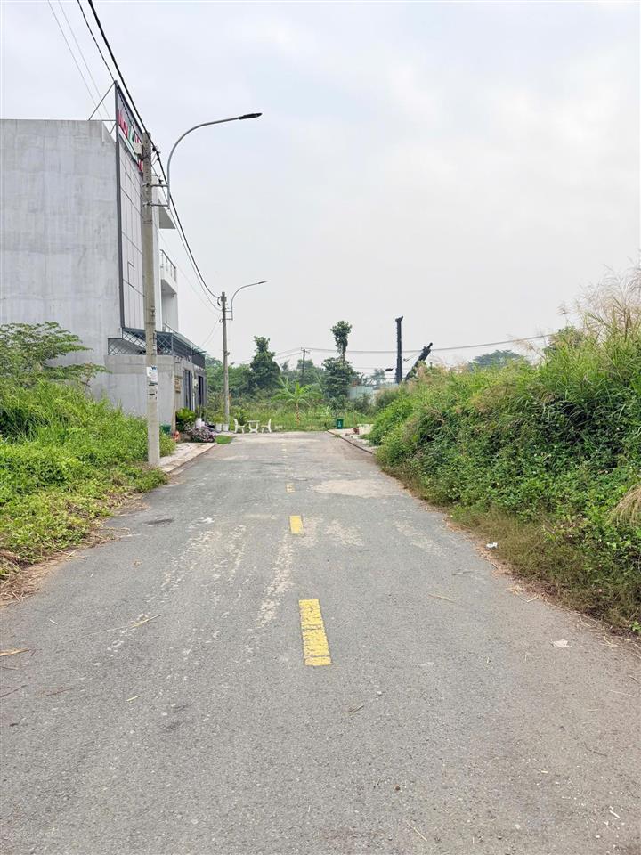 Giá tốt đất nền vạn phát đạt, đường bưng ông thoàn, gần cầu ông bồn, phường long trường, tphcm