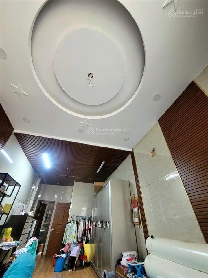 Bán nr 2pn, 3wc, 42m2 tại nguyễn hiền, p 9, q3, giá siêu hời 9,65 tỷ