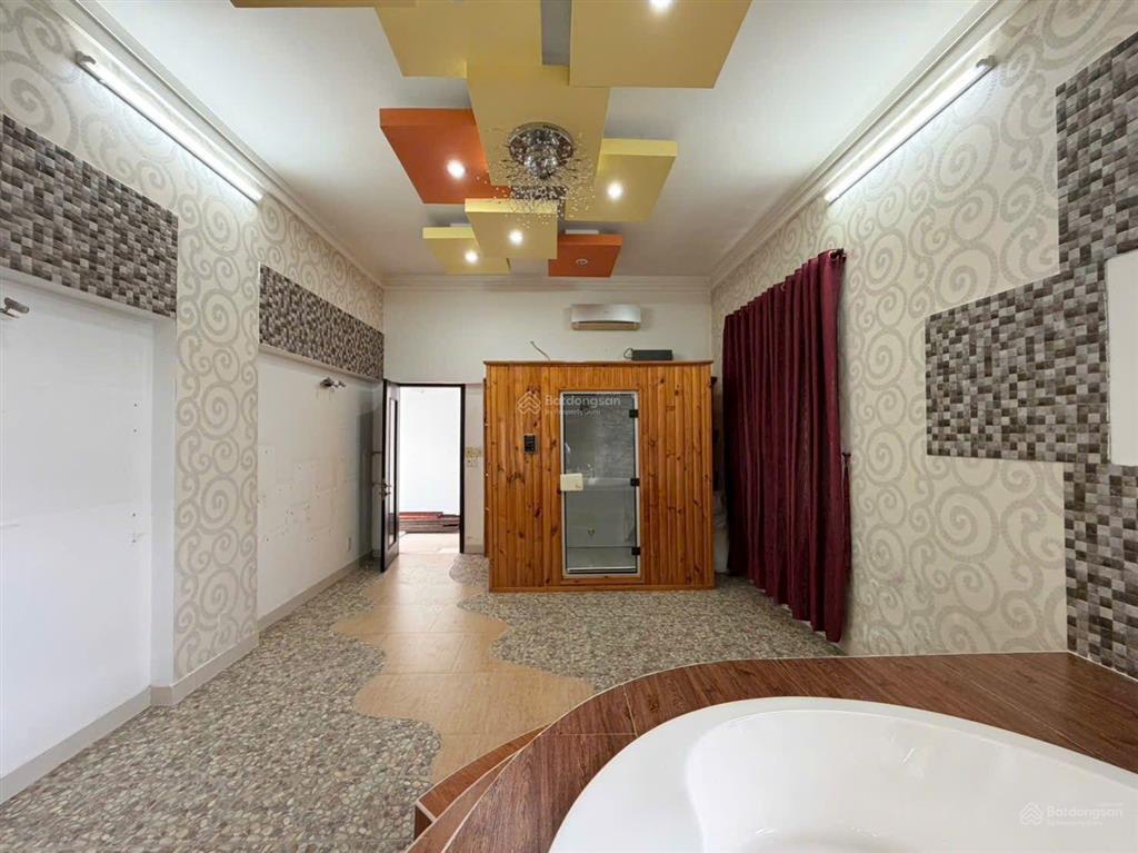 Cần bán siêu biệt thự hai mặt tiền khu dân cư phú mỹ quận 7 ..dt.478 mét vuông giá 68,68 triệ tỷ