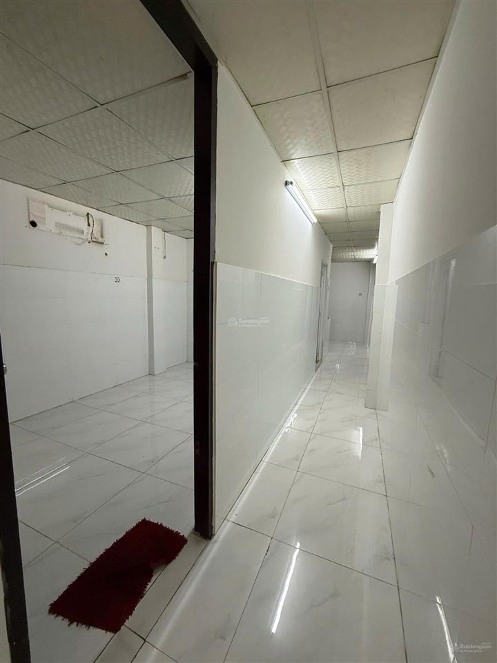 Bán nhà chính chủ phạm thế hiển phường 6 quận 8 , dt 52 m2 giá 3 tỷ 980 triệu sổ riêng xem tên ngay