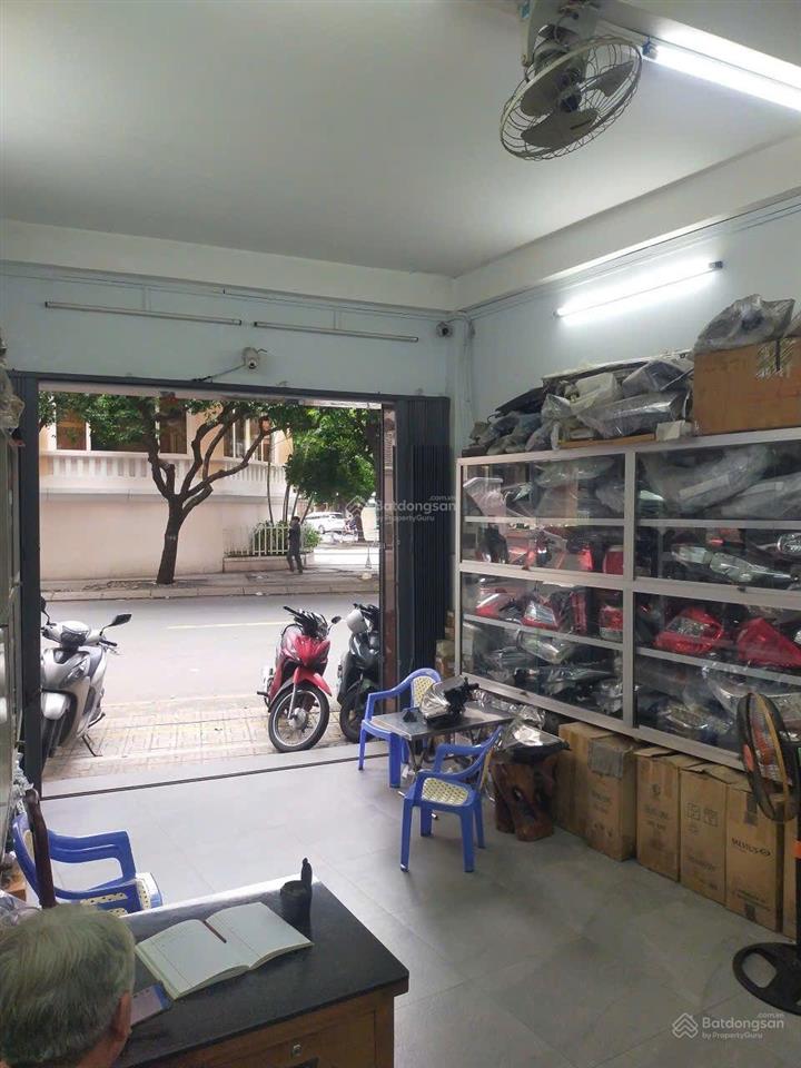 Hàng hiếm trung tâm q5 trần bình trọng 4 tầng 33m², 14,2 tỷ, ô tô ngủ trong nhà đang kinh doanh
