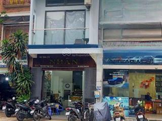Hàng hiếm trung tâm q5 trần bình trọng 4 tầng 33m², 14,2 tỷ, ô tô ngủ trong nhà đang kinh doanh