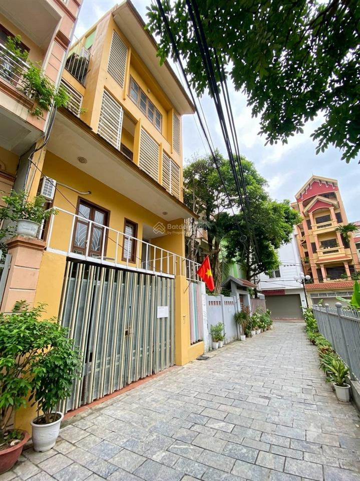 Bán nhà kim đồng chủ thiện chí bán giá giảm hơn 2 tỷ 100m chỉ có 20 tỷ còn thương lượng