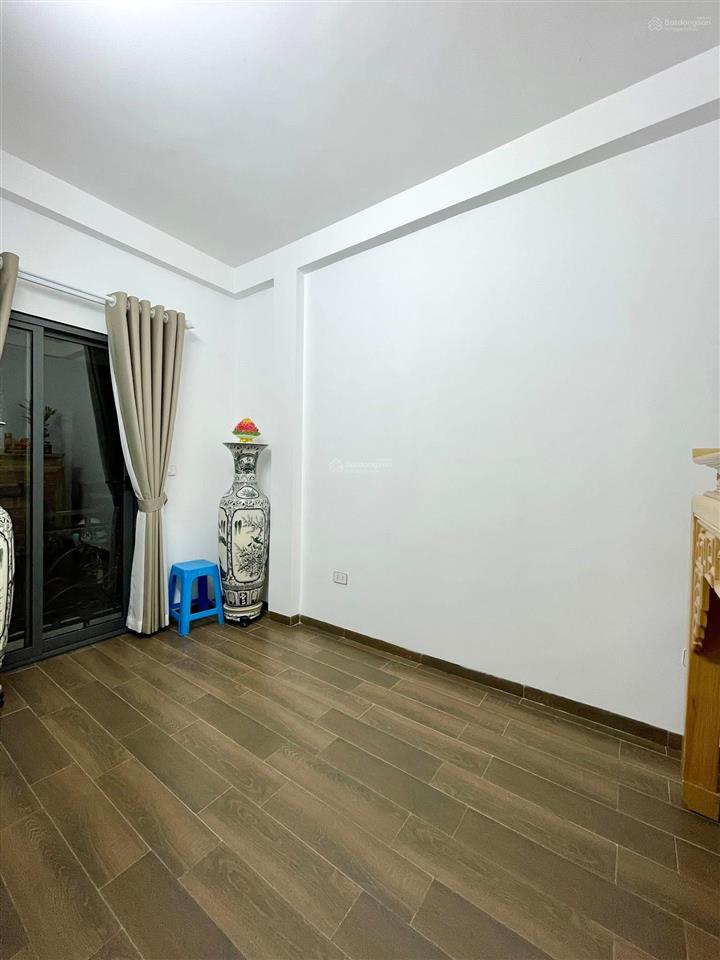 Lai xá lô góc 3thoáng  ôtô đỗ cổng  20m ôtô tránh  tặng full nội thất
