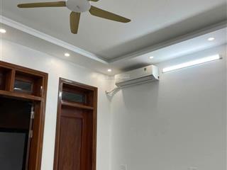 Nhà 2,5 tầng nam vĩnh yên, giá chỉ 4 tỷ 800 tr