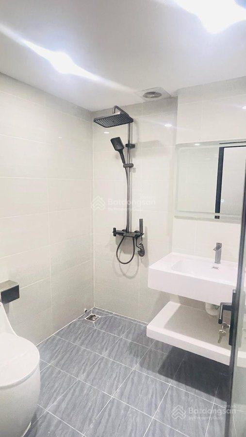 Bán nhà riêng 47m2, 4pn, 4wc tại hào nam, cát linh, đống đa, 18,9 tỷ vnd ngõ oto.