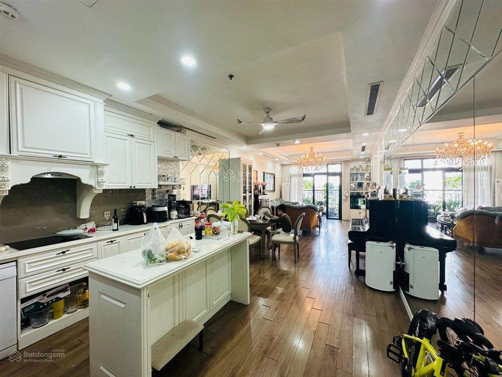 Bán căn hộ tại royal city, thanh xuân, hà nội, 16,5 tỷ, 124m2, giá siêu hời chỉ với