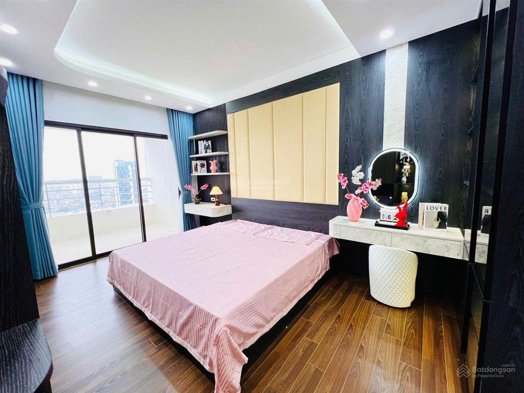 Chính chủ cần bán căn hộ cao cấp 102 thái thịnh (hathanh) ở thái thịnh, giá 11 tỷ, sổ 115m2.