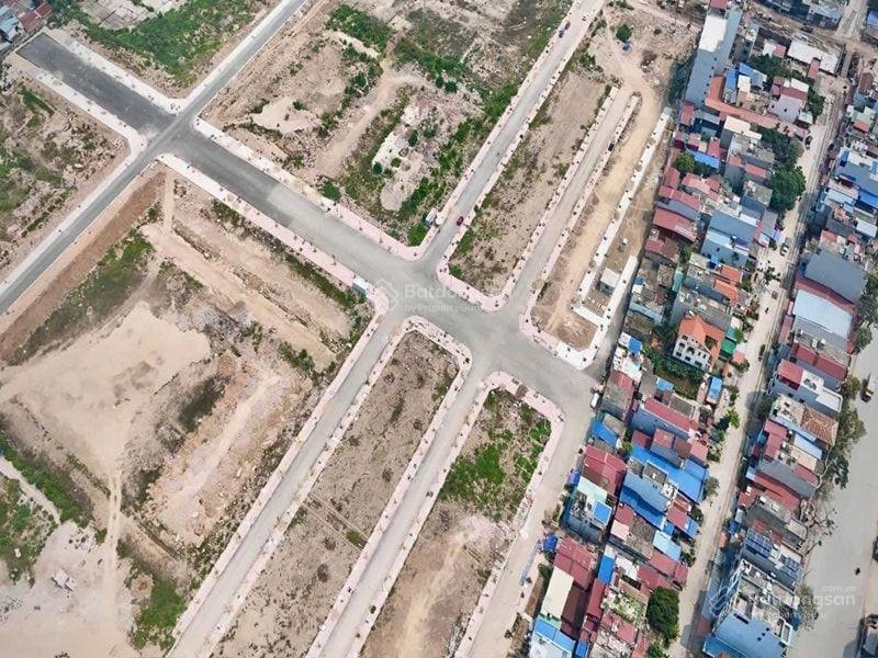 Bán mảnh đất tmdv 10000m2 tại phạm hùng, vị trí đắc địa, pháp lý rõ ràng, tiềm năng khai thác