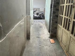 Cần bán nhà nhỏ, hẻm đường bùi thị xuân, p tân sơn hoà (p2 tân bình). dt 19m2, 1 đúc, 1gác gỗ, hẻm