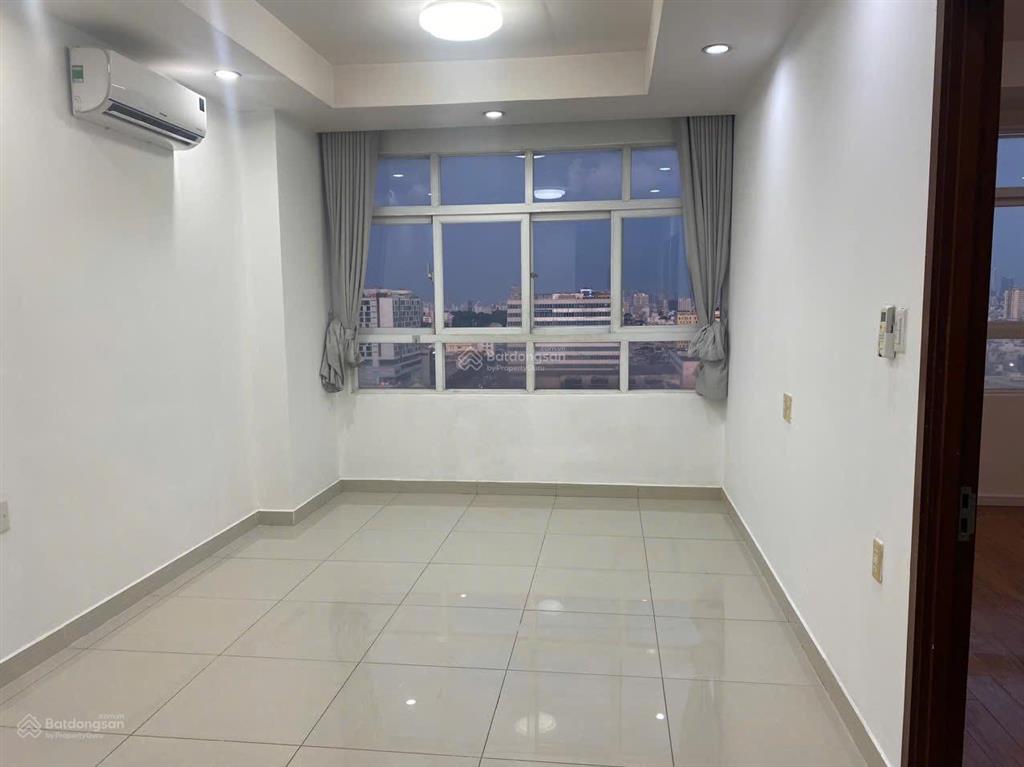 Cho thuê căn hộ chung cư cộng hòa plza đường cộng hòa ,phường 12,tân bình,dt75m2,2pn,2wc,lầu cao vi