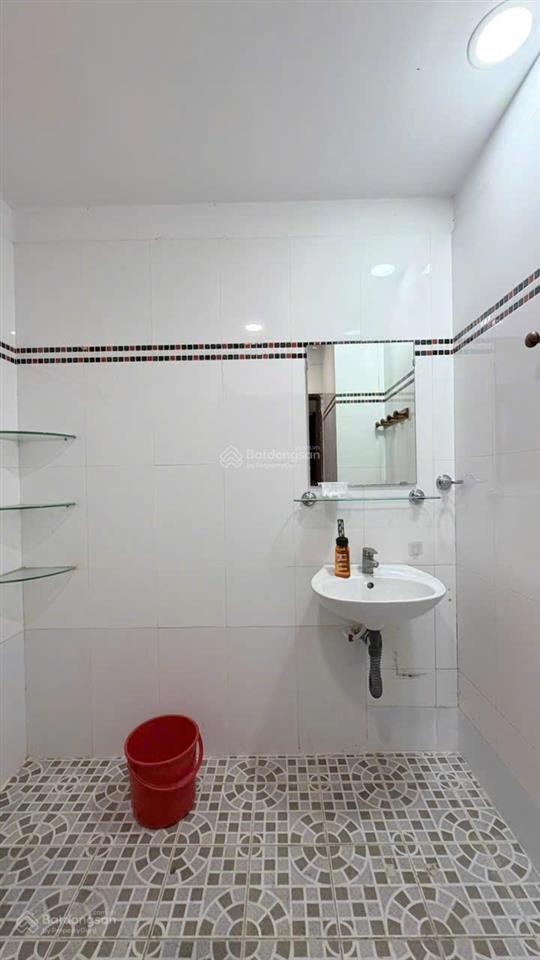 Cho thuê căn hộ chung cư orient plaza đường bến văn đồn, p1 q. 4 73m2, 2pn, 2wc. lầu cao, view đẹp