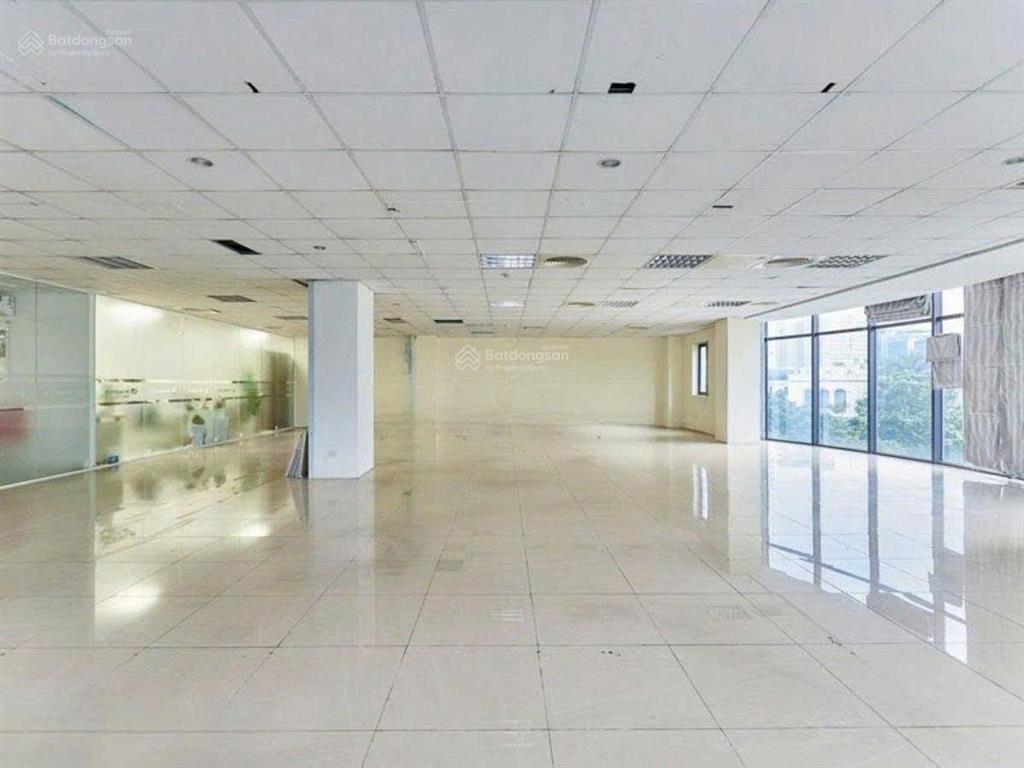 Lucky building trần thái tông, cầu giấy chào thuê sàn văn phòng giá tốt, sẵn bàn giao