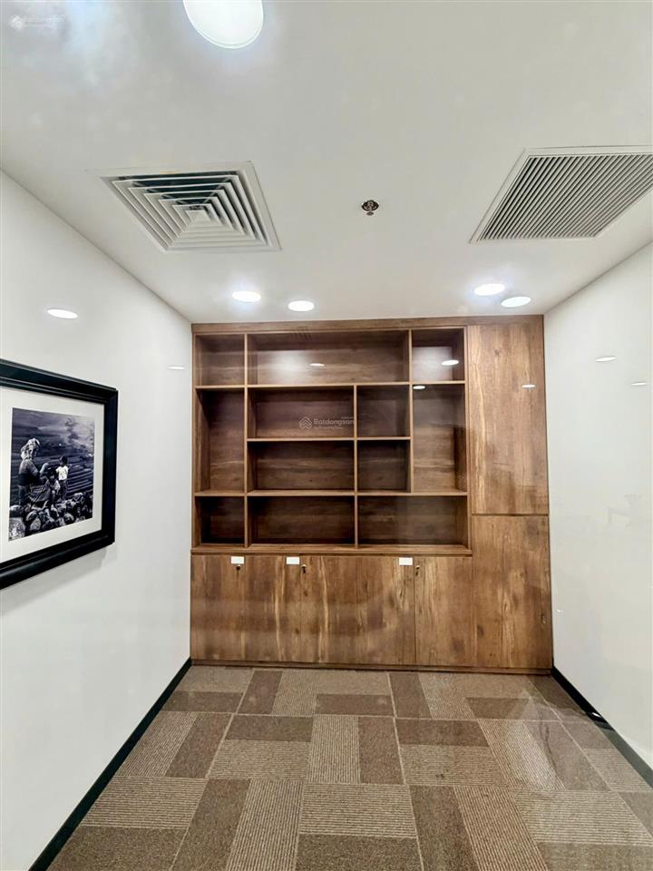 Cho thuê sàn văn phòng tại vinhomes west point phạm hùng, nam từ liêm full nội thất sẵn bàn giao