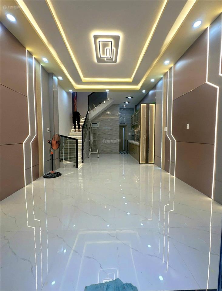 Hiếm  nhà 48m2 đường chiến lược, giá cực tốt, mới tinh