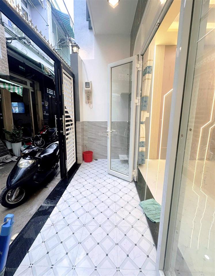 Hiếm  nhà 48m2 đường chiến lược, giá cực tốt, mới tinh