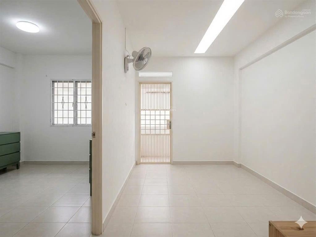 Giảm sốc 400 triệu bán nhanh căn hộ tầng lửng nổi bật chung cư nhiêu tứ trung tâm phú nhuận